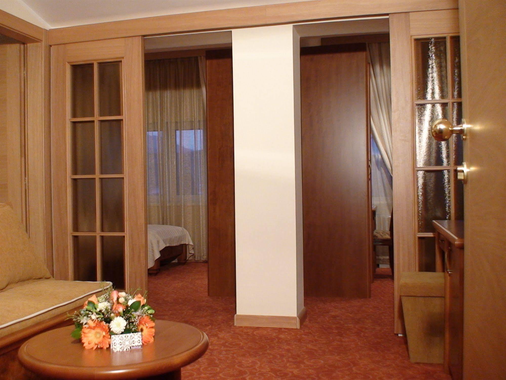 Mali Bambis Hotel